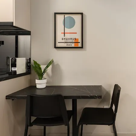 Cozy By Nest Apartment Thessaloniki